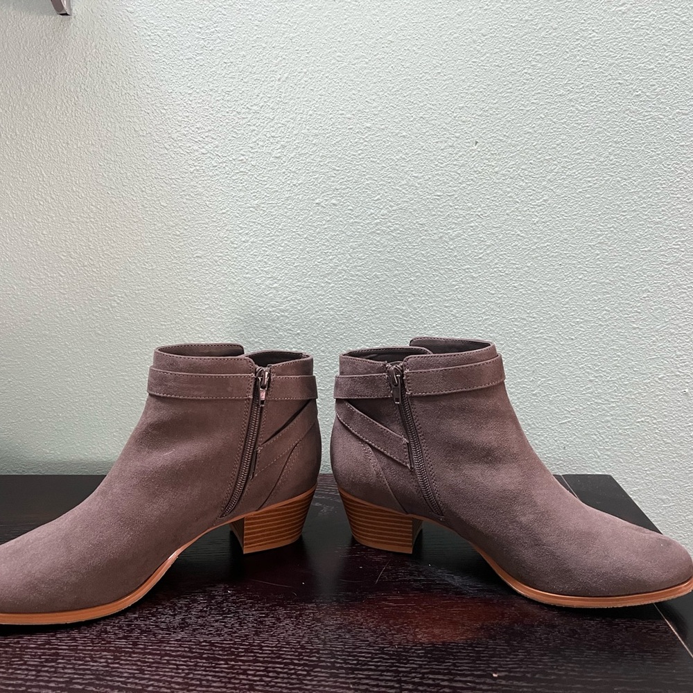 Giani Bernini Memory Foam Booties - image 2